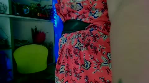 Snapshot of reicat chatting on January 17, 2025, 2:39 pm Karina online show from January 17, 2025, 2:39 pm