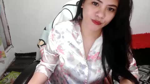 reign2525 online show from March 13, 2026, 2:56 pm