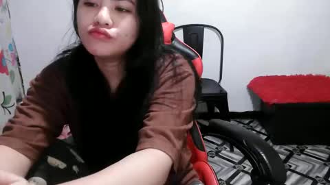 reign2525 online show from March 14, 2026, 5:51 pm