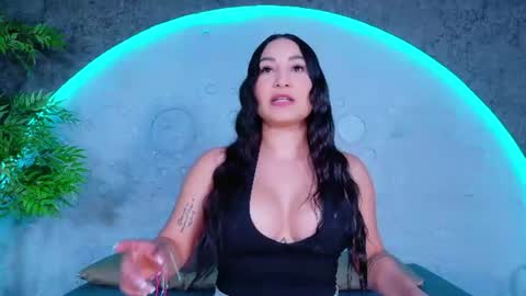 Snapshot of reiinachloe chatting on July 1, 2026, 4:40 pm reiinachloe online show from July 1, 2026, 4:40 pm