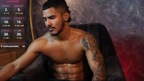 Snapshot of reik_von chatting on May 11, 2026, 2:45 pm Reik online show from May 11, 2026, 2:45 pm
