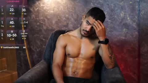 Snapshot of reik_von chatting on May 11, 2026, 4:04 pm Reik online show from May 11, 2026, 4:04 pm