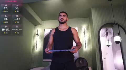 Snapshot of reik_von chatting on July 6, 2026, 12:35 pm Reik online show from July 6, 2026, 12:35 pm
