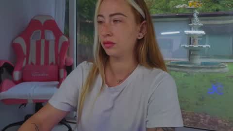 reina cummings online show from September 30, 2025, 6:18 am