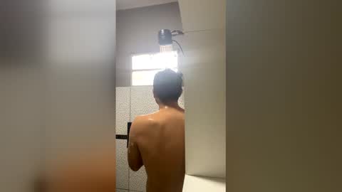 reipromiscuo online show from March 13, 2026, 12:01 pm