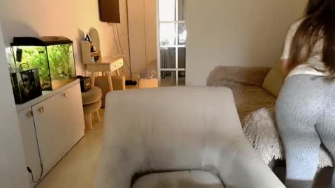 Snapshot of remirann_ chatting on March 2, 2025, 7:43 am Ann OF - remirann21 online show from March 2, 2025, 7:43 am