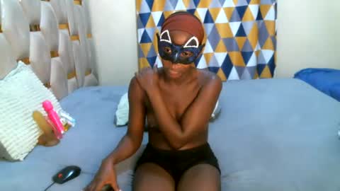 Snapshot of remmyqueen chatting on June 14, 2026, 2:24 am remmyqueen online show from June 14, 2026, 2:24 am