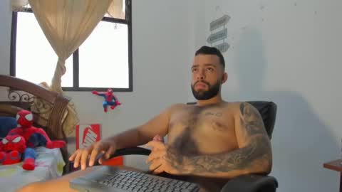 Snapshot of remy_sten chatting on January 3, 2025, 9:57 pm Rmy Steen online show from January 3, 2025, 9:57 pm