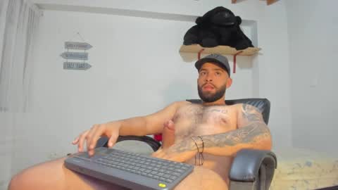 Snapshot of remy_sten chatting on February 7, 2025, 10:30 pm Rmy Steen online show from February 7, 2025, 10:30 pm