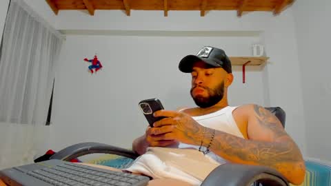 Snapshot of remy_sten chatting on May 13, 2026, 2:31 am Rmy Steen online show from May 13, 2026, 2:31 am