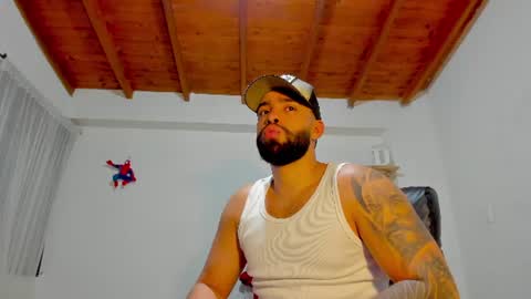 Snapshot of remy_sten chatting on June 14, 2026, 2:20 am Rmy Steen online show from June 14, 2026, 2:20 am