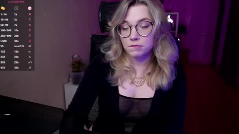 Snapshot of remywild chatting on December 14, 2024, 7:25 pm RemyWild online show from December 14, 2024, 7:25 pm