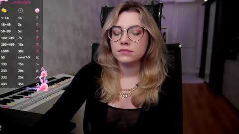 Snapshot of remywild chatting on January 29, 2025, 6:39 pm RemyWild online show from January 29, 2025, 6:39 pm