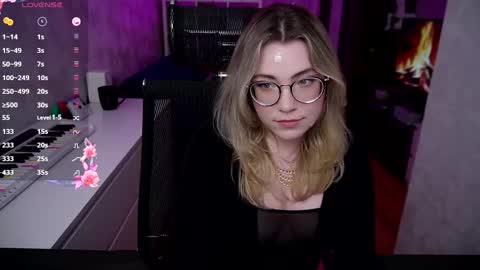 Snapshot of remywild chatting on February 28, 2025, 9:01 pm RemyWild online show from February 28, 2025, 9:01 pm