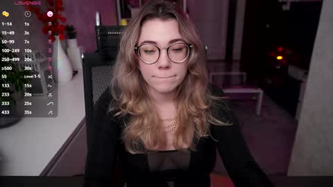 Snapshot of remywild chatting on October 29, 2025, 6:09 pm RemyWild online show from October 29, 2025, 6:09 pm