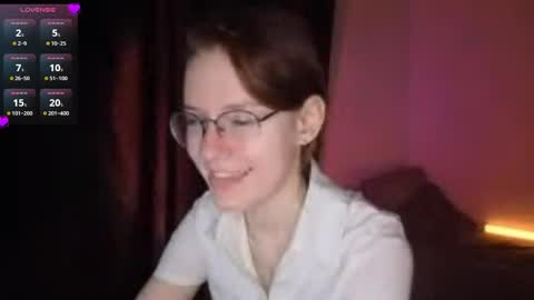 Snapshot of renaeblaski chatting on May 13, 2026, 6:38 pm Claire online show from May 13, 2026, 6:38 pm