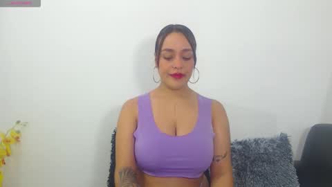 renatabrownn28 online show from April 21, 2026, 8:31 am
