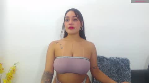 renatabrownn28 online show from July 4, 2026, 4:29 am
