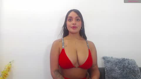 renatabrownn28 online show from July 14, 2026, 10:21 am