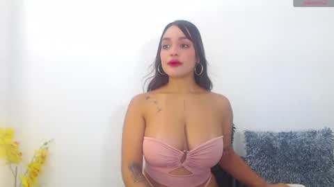 renatabrownn28 online show from July 18, 2026, 9:02 am