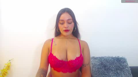 renatabrownn28 online show from July 26, 2026, 10:49 pm