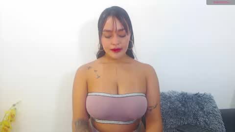 renatabrownn28 online show from July 28, 2026, 6:53 am