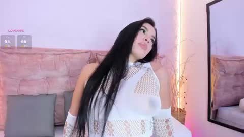 Snapshot of renatajhonson chatting on June 10, 2026, 10:19 pm Renata online show from June 10, 2026, 10:19 pm