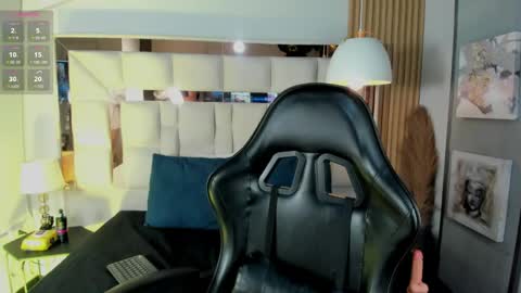 Snapshot of renatajoness1 chatting on May 7, 2026, 5:02 am Renata online show from May 7, 2026, 5:02 am