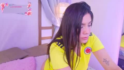 Snapshot of renataleclair chatting on June 23, 2026, 4:38 pm renataleclair online show from June 23, 2026, 4:38 pm