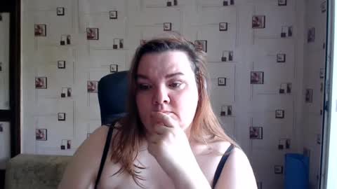 Snapshot of renataoia chatting on June 28, 2026, 10:43 am renataoia online show from June 28, 2026, 10:43 am