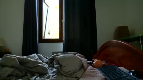 Snapshot of renattabigboobs chatting on September 18, 2025, 8:27 am Renatta online show from September 18, 2025, 8:27 am