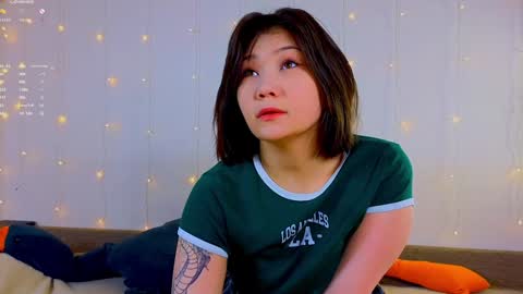 Snapshot of renochka chatting on January 12, 2025, 6:28 am renochka online show from January 12, 2025, 6:28 am