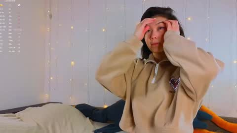 Snapshot of renochka chatting on January 16, 2025, 6:35 am renochka online show from January 16, 2025, 6:35 am