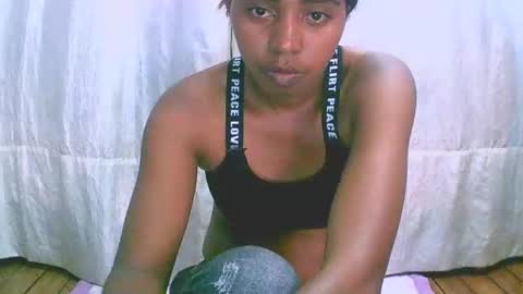 Snapshot of rephaleta chatting on December 2, 2024, 10:50 am Rephaleta online show from December 2, 2024, 10:50 am