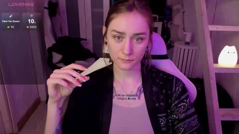 Snapshot of retromarie chatting on January 12, 2026, 4:01 pm Rie online show from January 12, 2026, 4:01 pm