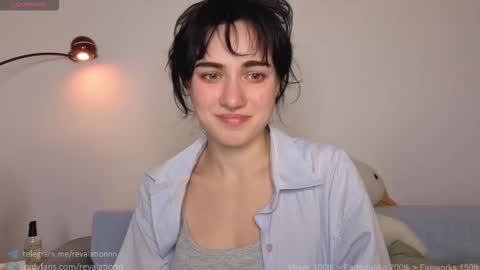 Ewiwi online show from September 27, 2025, 6:35 pm