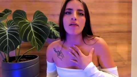 reyasimos online show from July 25, 2026, 12:20 am