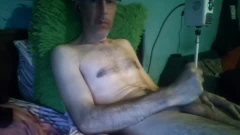 Snapshot of reyes_albert2006 chatting on July 27, 2026, 11:28 am reyes_albert2006 online show from July 27, 2026, 11:28 am