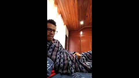 Snapshot of reyfons chatting on April 19, 2026, 1:21 pm Naruto Uchiha online show from April 19, 2026, 1:21 pm