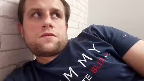 Snapshot of reyver94 chatting on February 26, 2026, 7:24 pm reyver94 online show from February 26, 2026, 7:24 pm