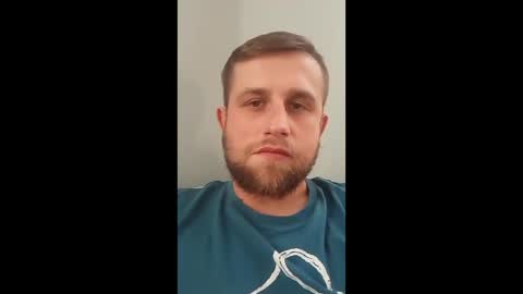 Snapshot of reyver94 chatting on April 3, 2026, 2:59 pm reyver94 online show from April 3, 2026, 2:59 pm