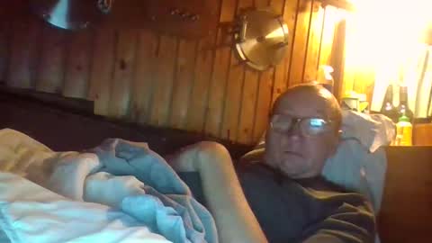 Snapshot of rezznova chatting on November 1, 2025, 1:40 am Joe online show from November 1, 2025, 1:40 am