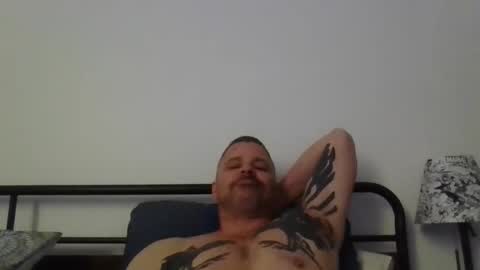 Snapshot of rfftl chatting on April 30, 2026, 11:42 pm rfftl online show from April 30, 2026, 11:42 pm
