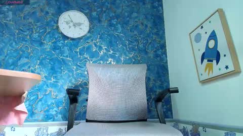 Snapshot of rhaegal_hot chatting on October 18, 2025, 8:53 pm Rhaegal online show from October 18, 2025, 8:53 pm