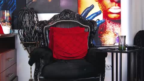 Snapshot of rheadespot chatting on January 11, 2025, 4:14 pm Rhea online show from January 11, 2025, 4:14 pm