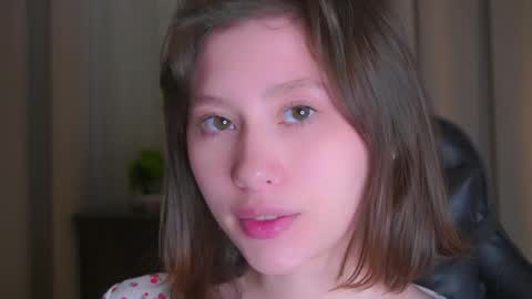 Snapshot of rhebageigel chatting on June 8, 2026, 8:09 pm Nanami online show from June 8, 2026, 8:09 pm