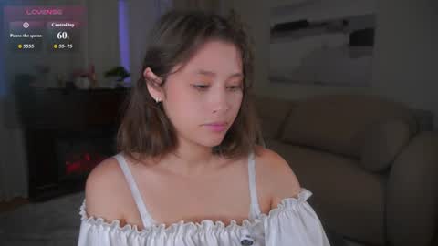 Snapshot of rhebageigel chatting on July 16, 2026, 9:04 am Nanami online show from July 16, 2026, 9:04 am