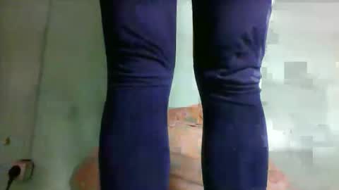 rhesa404090 online show from March 12, 2026, 9:48 am