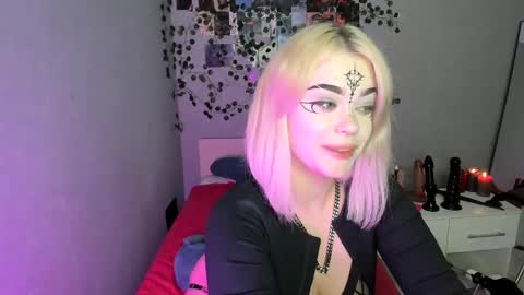 Rina online show from April 4, 2026, 9:56 pm