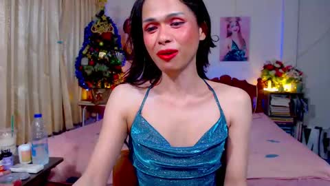 Snapshot of ribbinbovkoy chatting on March 8, 2025, 12:30 pm ribbinbovkoy online show from March 8, 2025, 12:30 pm